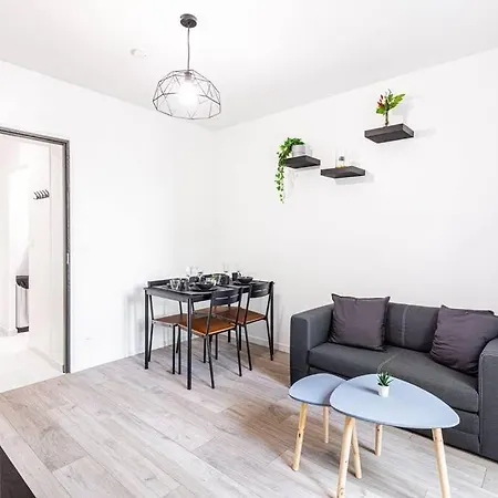 Apartament Guestready - Bright Near Attractions *